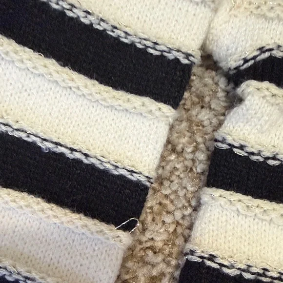 Line & Dot Black and White Striped Cardigan - Picture 5 of 6